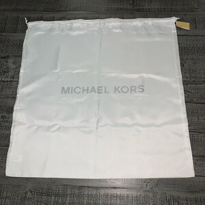 XL Michael Kors White Dust Bag NWT, 22”x22”